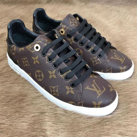 louis vuitton sneakers dames kopen|Louis Vuitton sneaker for women.